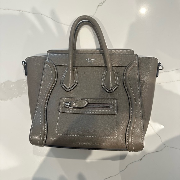 CELINE - Micro Luggage Handbag in Drummed Calfskin Leather in Souris - Picture 2 of 9